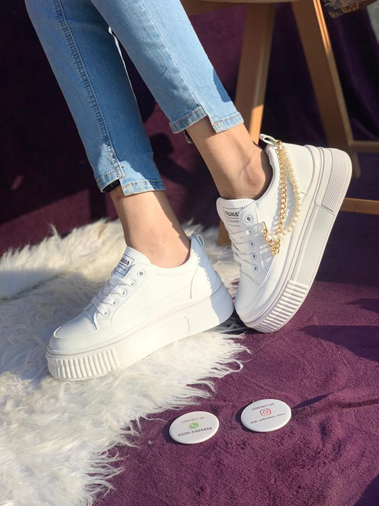 Pearl Sneaker