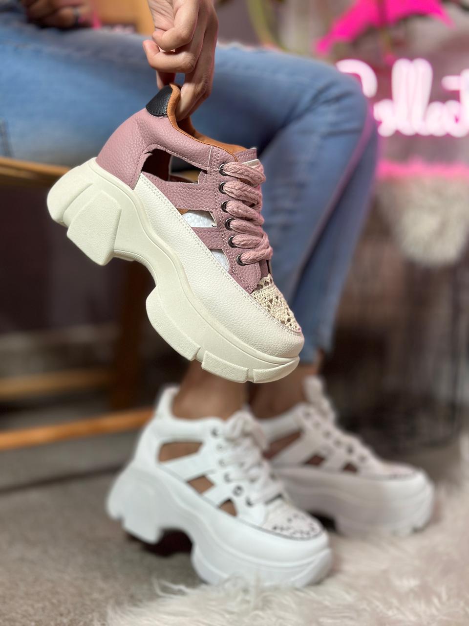 Gull Collection Shoes | Step Into Summer: Hollow Sandals & Wedge Heels Showcase"