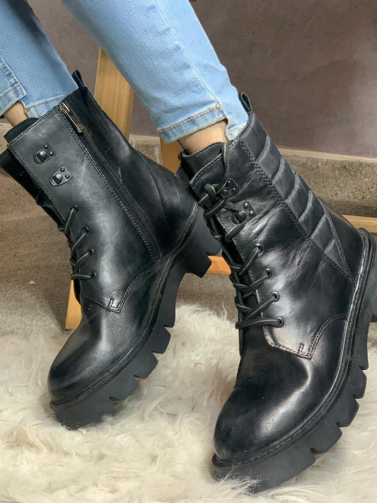 Bomber hook Shoes